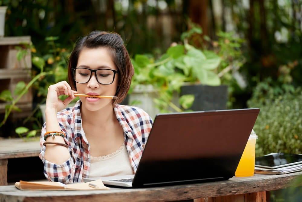 article writing service feature